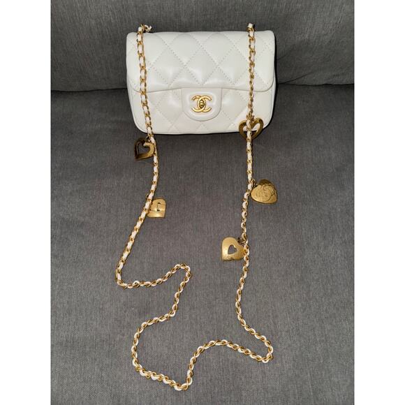 Chanel 22B White Mini Flap Rectangle Open Heart Gold Logo Shoulder Crossbody Bag - Picture 2 of 16